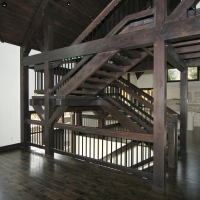 30_blue_grouse_mls_hid415898_roomstaircase